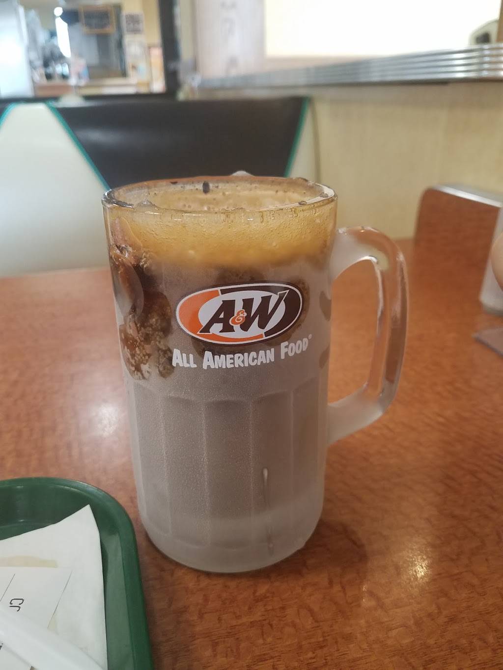 A&W Restaurant | restaurant | 32227 Ford Rd, Garden City, MI 48135, USA | 7342618160 OR +1 734-261-8160