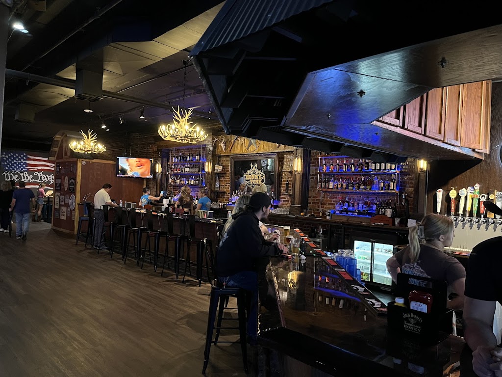 HUNT CLUB HonkyTonk bar n grill | restaurant | 2209 4th St, Tuscaloosa, AL 35401, USA | 2057377104 OR +1 205-737-7104