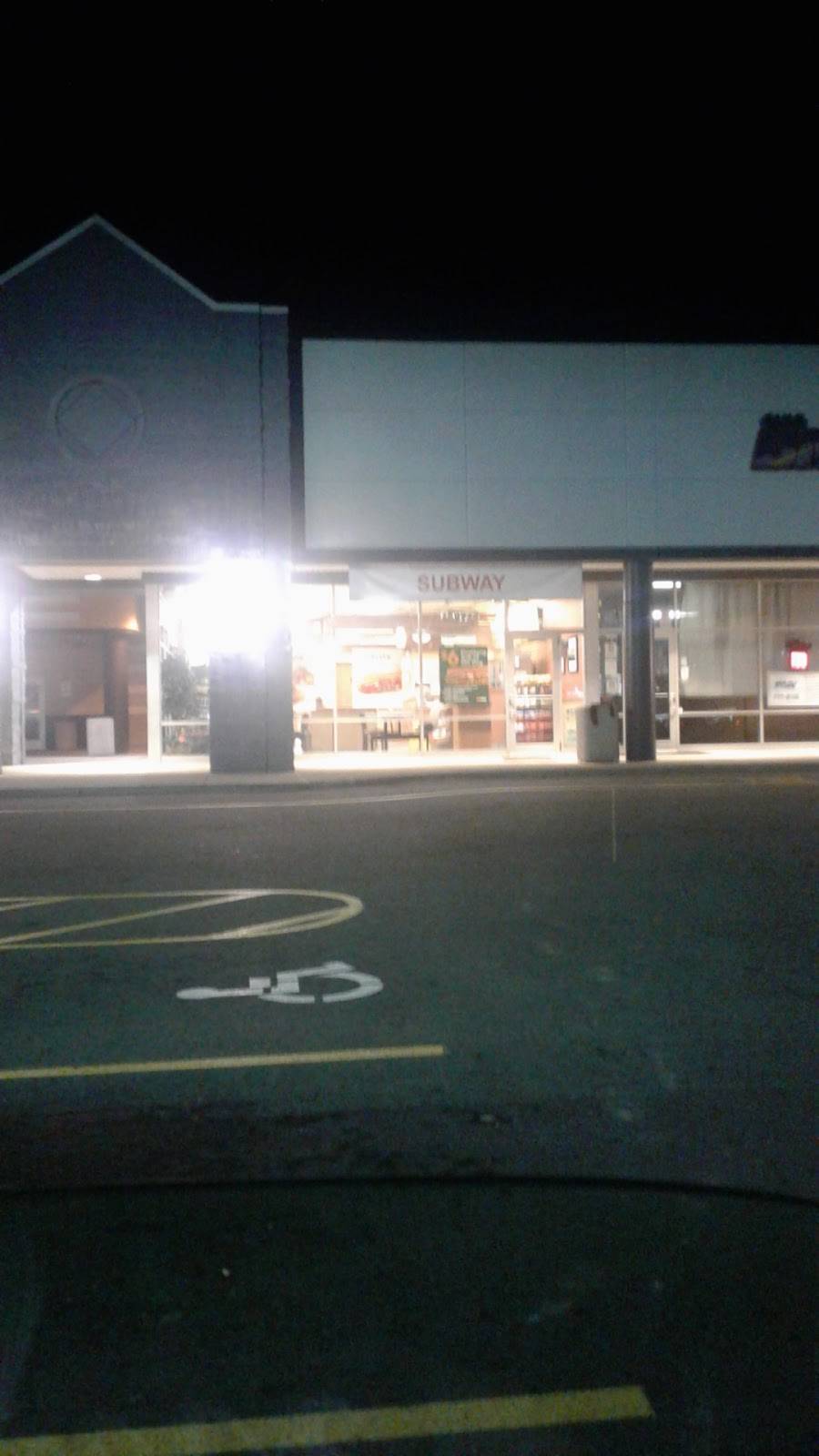 Subway Restaurants | restaurant | 5283 Westpoint Plaza Dr, Columbus, OH 43228, USA | 6147770113 OR +1 614-777-0113