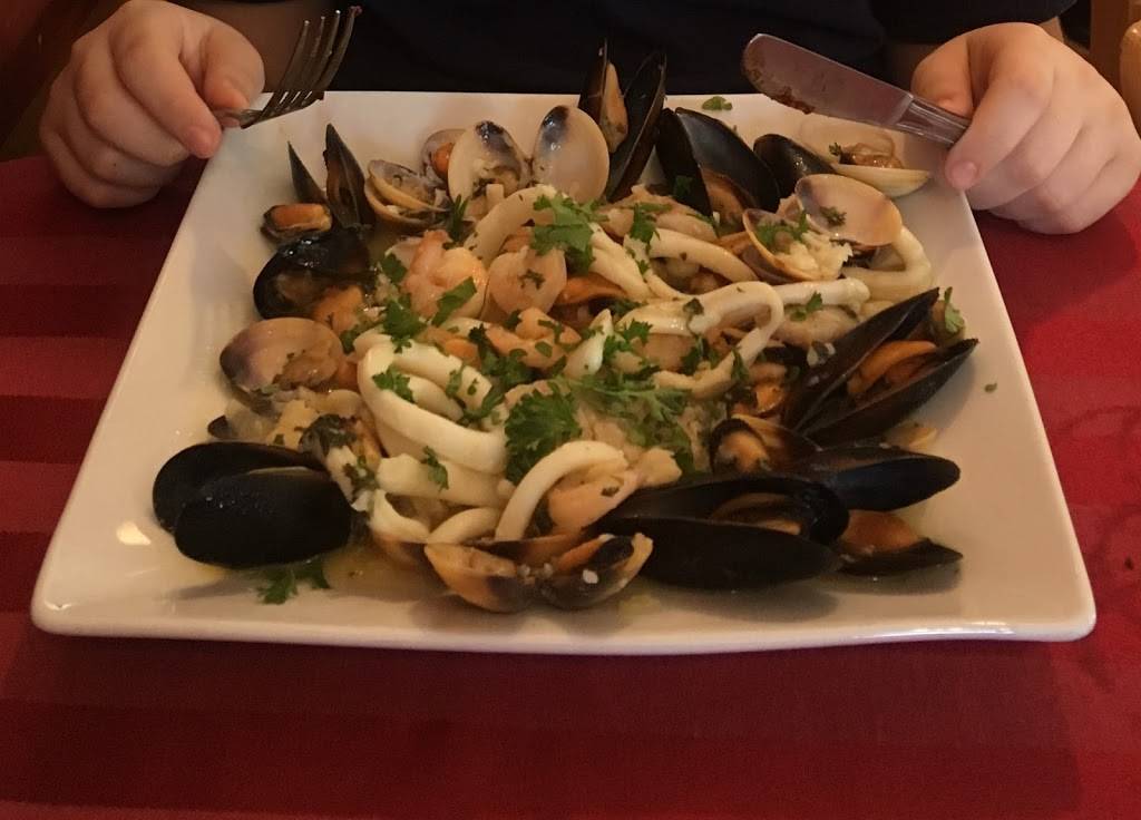 La Casa De Las Paellas | restaurant | 10414 E Colonial Dr, Orlando, FL 32817, USA | 4077369880 OR +1 407-736-9880