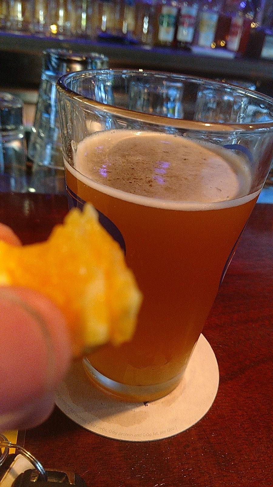 The Hive | restaurant | 609 N New Ballas Rd, Creve Coeur, MO 63141, USA | 3145691769 OR +1 314-569-1769