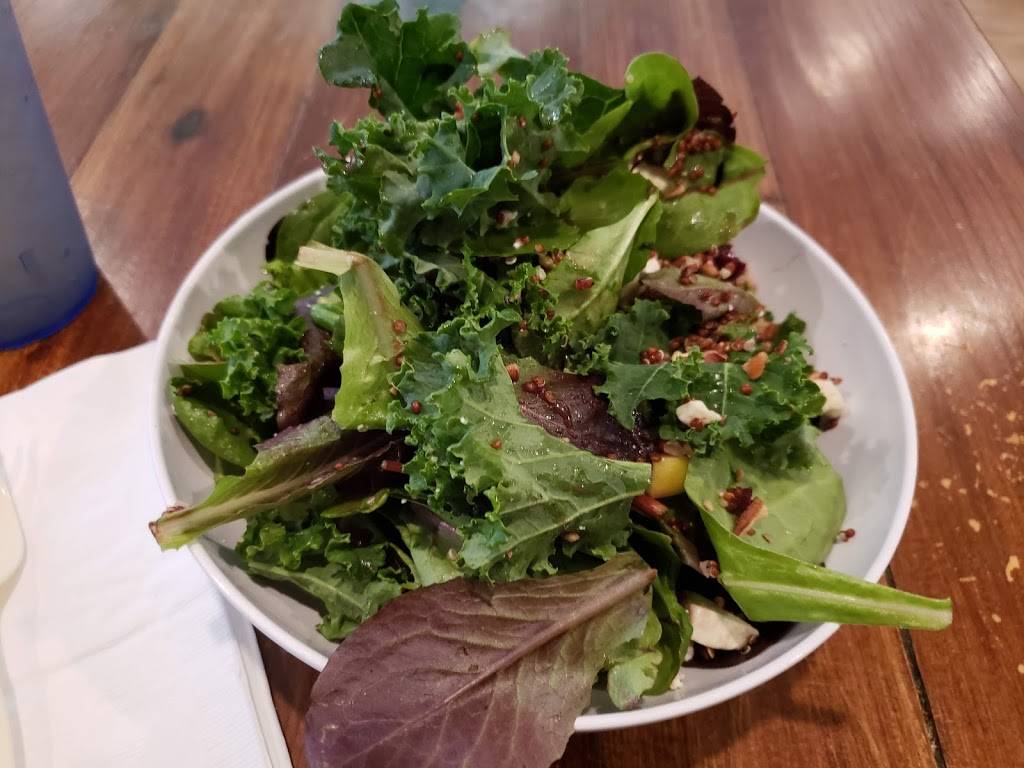 The Leaf Creative Salads | restaurant | 112 Cornerstone St, Lynchburg, VA 24502, USA | 4345343119 OR +1 434-534-3119