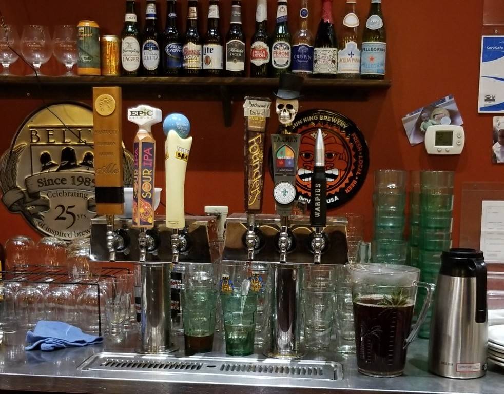 800 Degrees Wood Fired Pizza | restaurant | 10020 Lima Rd F, Fort Wayne, IN 46818, USA | 2604900111 OR +1 260-490-0111