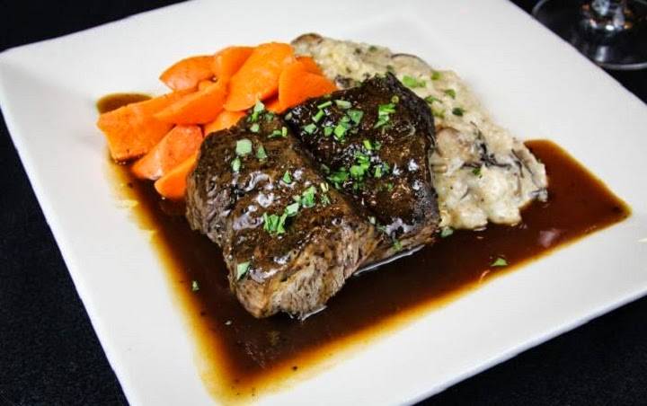 The Wine Bistro Westerville | restaurant | 925 N State St, Westerville, OH 43082, USA | 6145234330 OR +1 614-523-4330