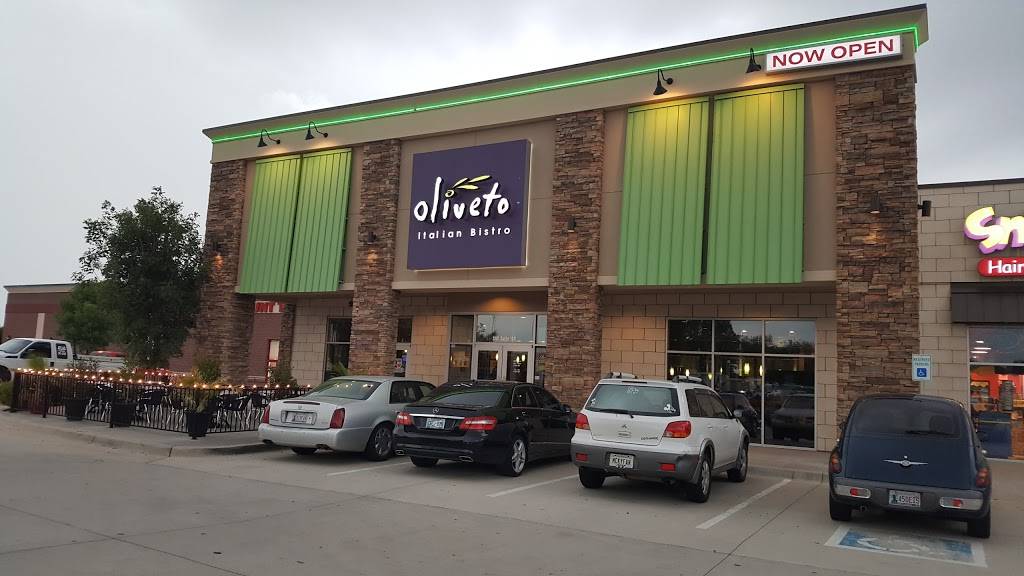 Oliveto Italian Bistro | restaurant | 1301 S I-35 Service Rd, Moore, OK 73160, USA | 4057355553 OR +1 405-735-5553