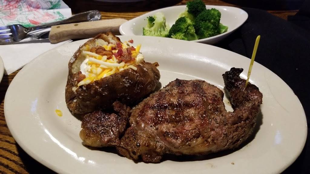 The All American Steakhouse & Sports Theater | restaurant | 3615 E Joppa Rd, Parkville, MD 21234, USA | 4108823377 OR +1 410-882-3377