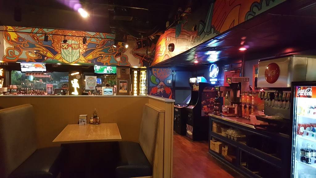 Mellow Mushroom | meal takeaway | 601 W Peace St, Raleigh, NC 27605, USA | 9198323499 OR +1 919-832-3499