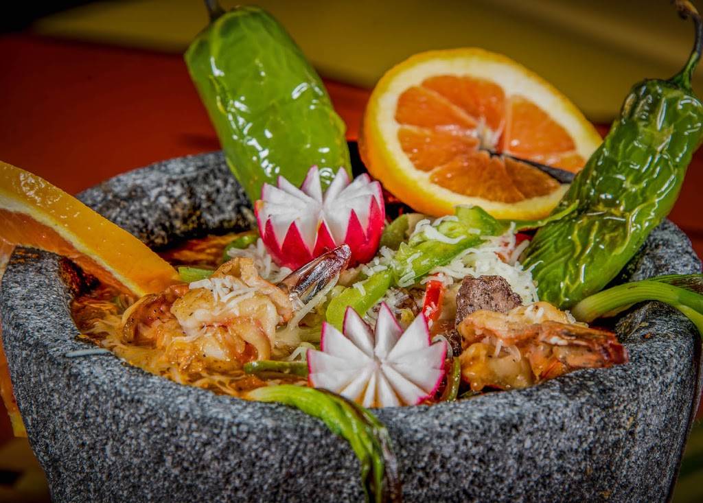 El Rosal | restaurant | 3430 Tully Rd # 51, Modesto, CA 95350, USA | 2095237871 OR +1 209-523-7871