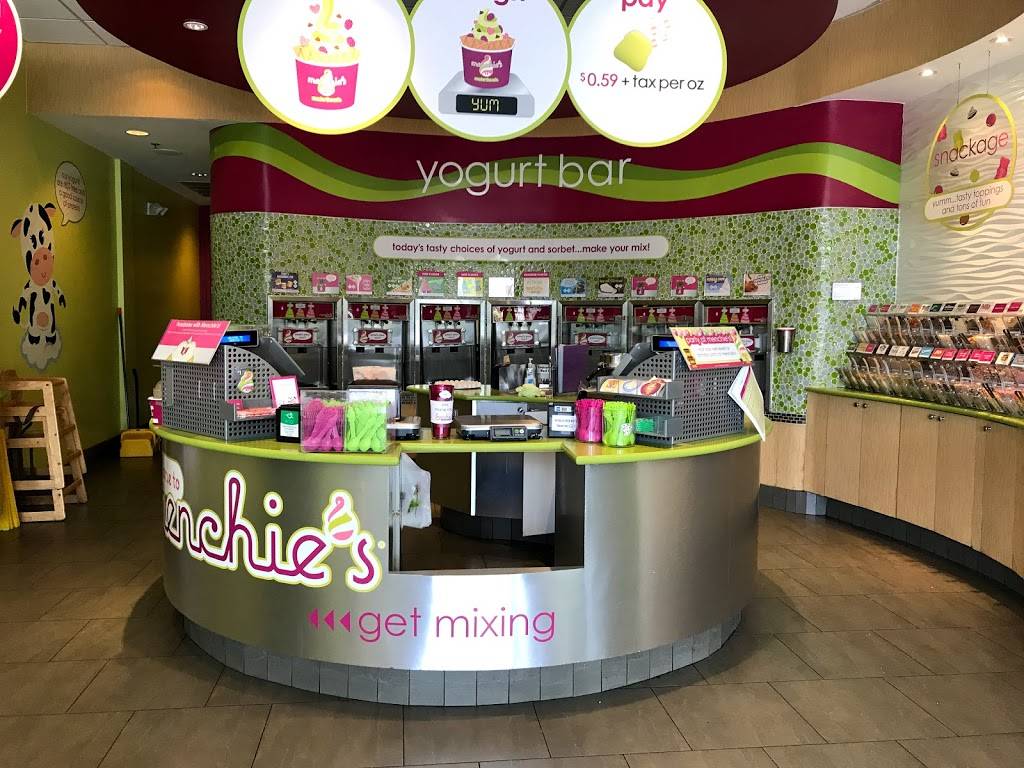 Menchies Frozen Yogurt | bakery | 6169 S Jog Rd, Lake Worth, FL 33467, USA | 5613579914 OR +1 561-357-9914