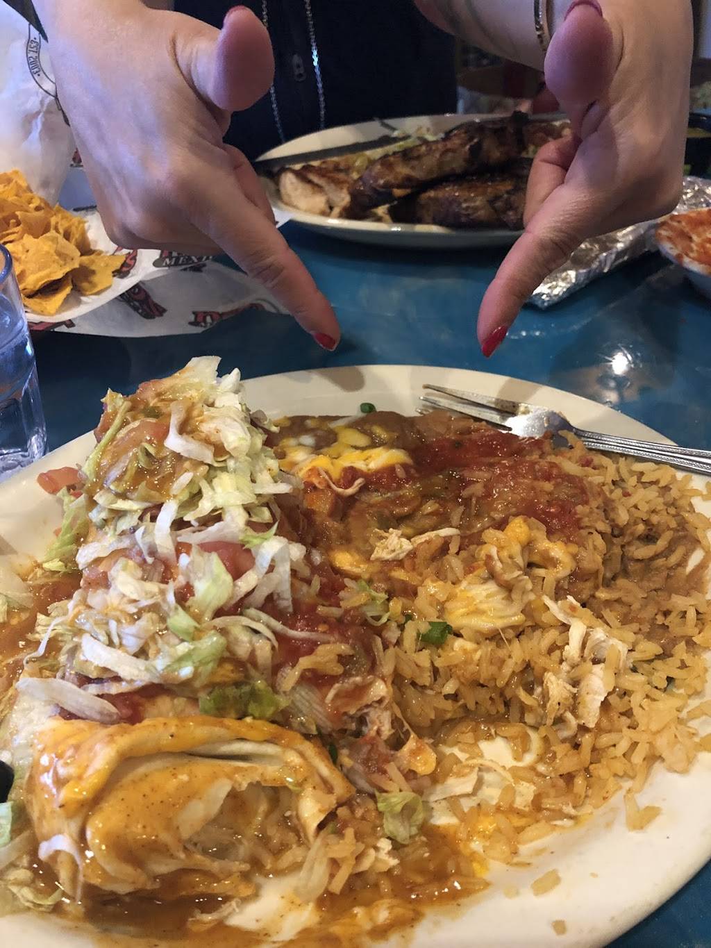 Nando’s Mexican Cafe | restaurant | 20734 E Victoria Ln, Queen Creek, AZ 85142, USA | 4808784000 OR +1 480-878-4000