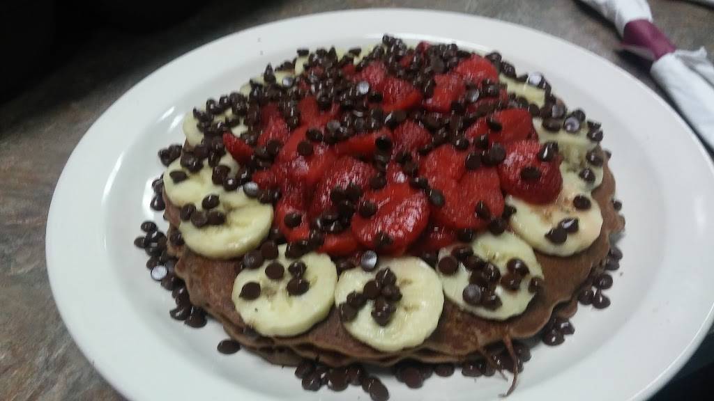 Colonial Kitchen Pancake House | restaurant | 330 N Drake Rd, Kalamazoo, MI 49009, USA | 2693499928 OR +1 269-349-9928