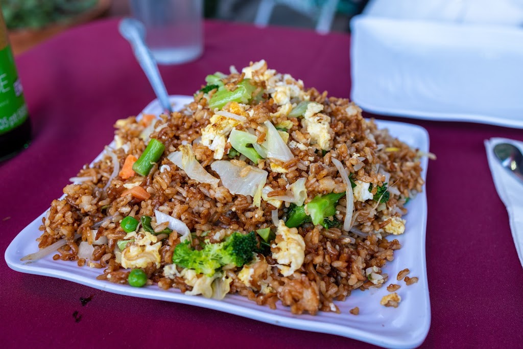 Merry Go Round | restaurant | 212 S Main St, Lone Pine, CA 93545, USA | 7608764115 OR +1 760-876-4115