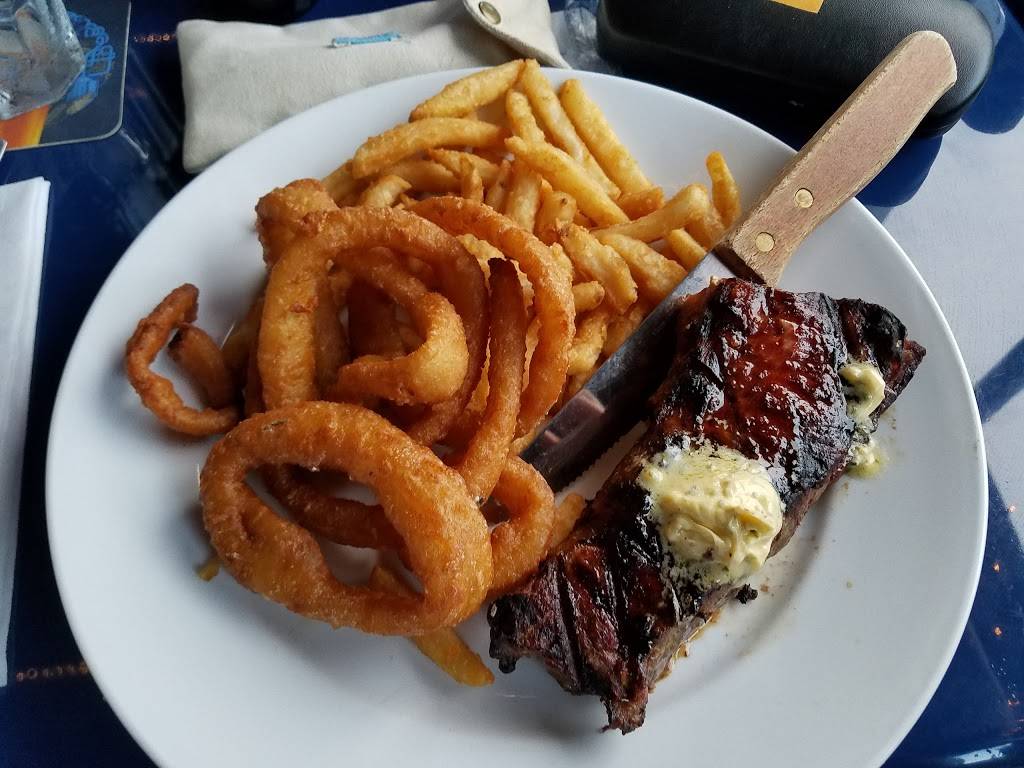 Dog Watch Cafe | restaurant | 194 Water St, Stonington, CT 06378, USA | 8604154510 OR +1 860-415-4510