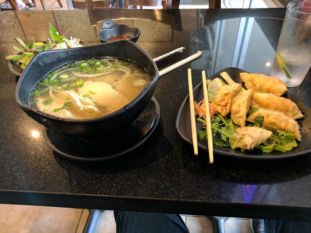 Wow Pho | restaurant | 110 Hidden Valley Pkwy, Norco, CA 92860, USA | 9518088789 OR +1 951-808-8789