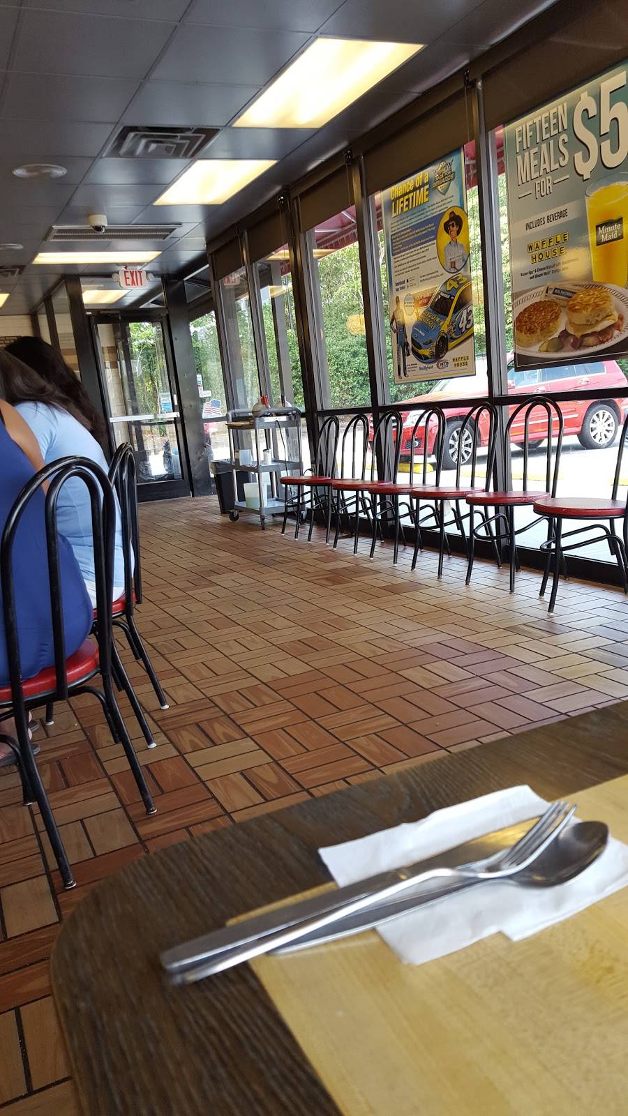 Waffle House | meal takeaway | 112 East Nc, NC-54, Durham, NC 27713, USA | 9194847337 OR +1 919-484-7337