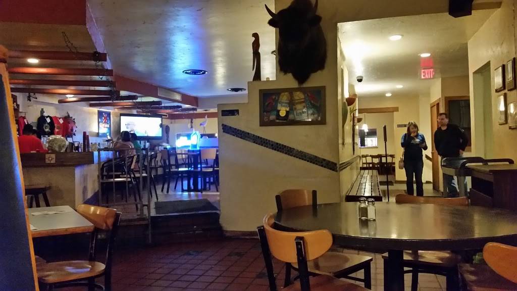 El Azteco | restaurant | 1016 W Saginaw St, Lansing, MI 48915, USA | 5174854589 OR +1 517-485-4589