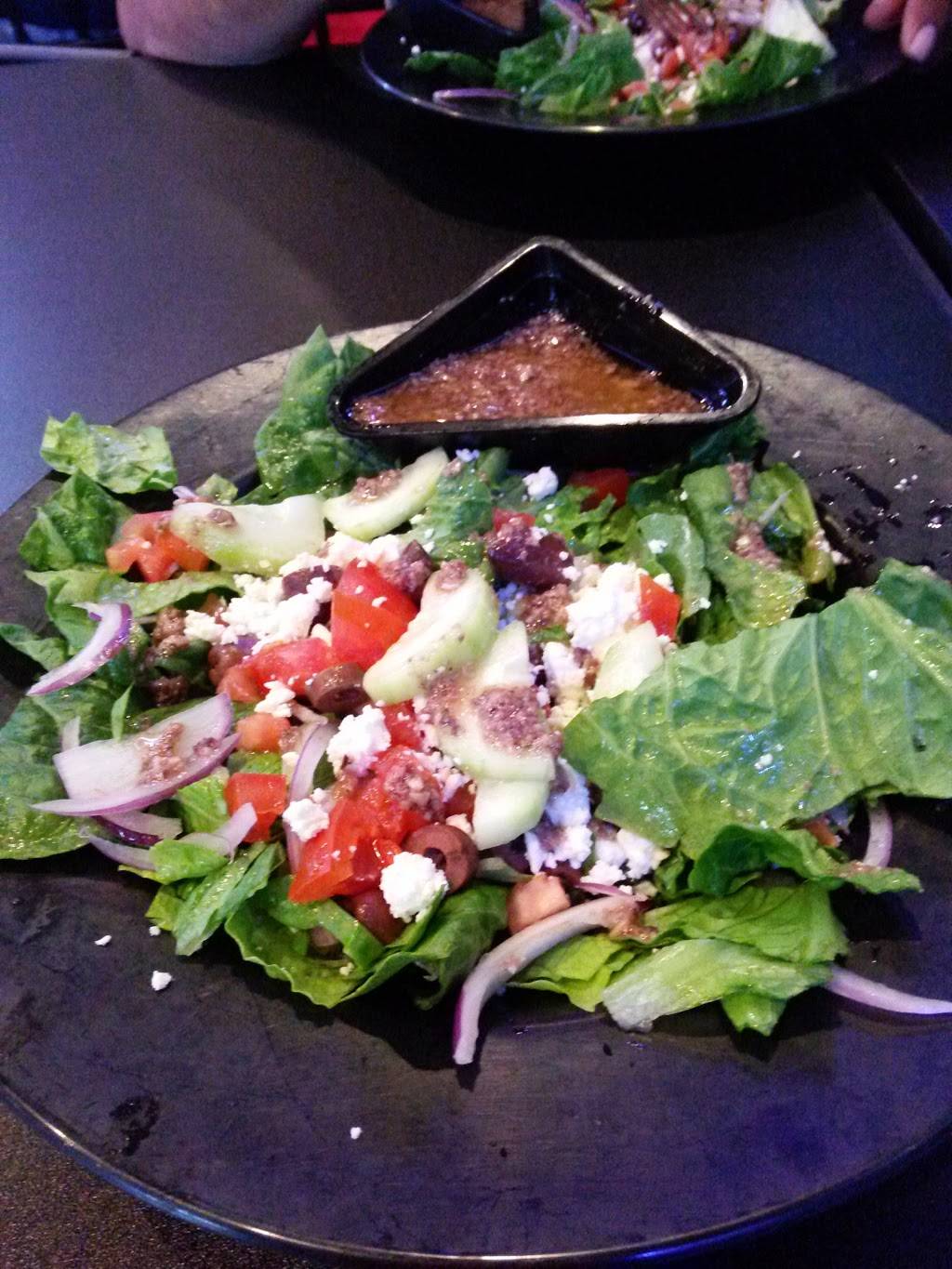 Center Court Pizza & Brew | restaurant | 3202 Marina Bay Dr, League City, TX 77573, USA | 2813397462 OR +1 281-339-7462