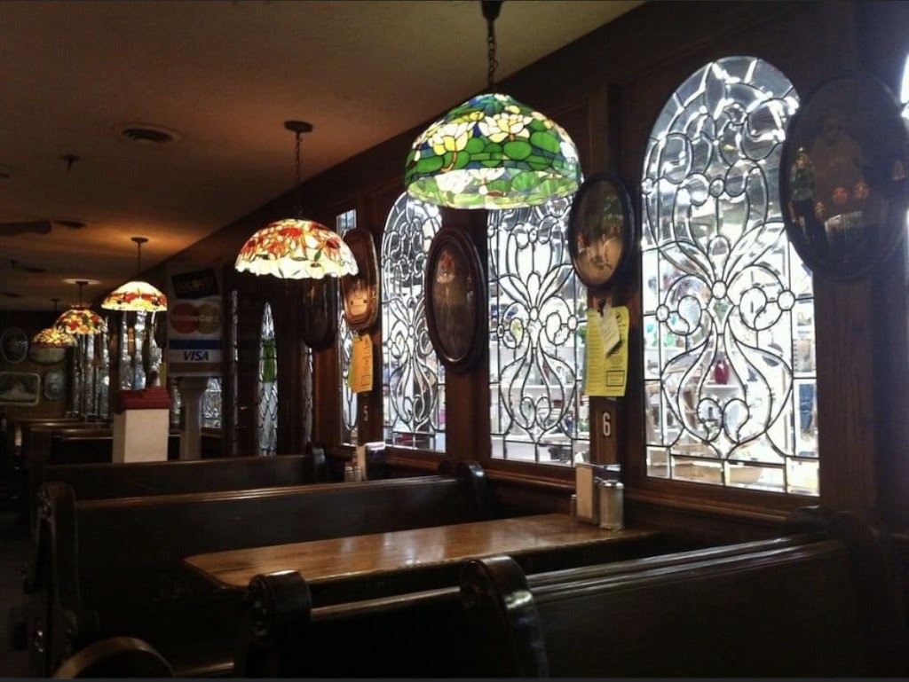 Station Stop Restaurant | restaurant | 200 Union St, Centerville, IN 47330, USA | 7658552489 OR +1 765-855-2489