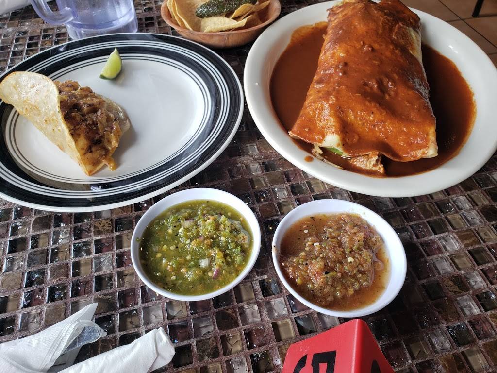 Sals Tacos | restaurant | 400 C St, West Sacramento, CA 95605, USA | 9163723892 OR +1 916-372-3892