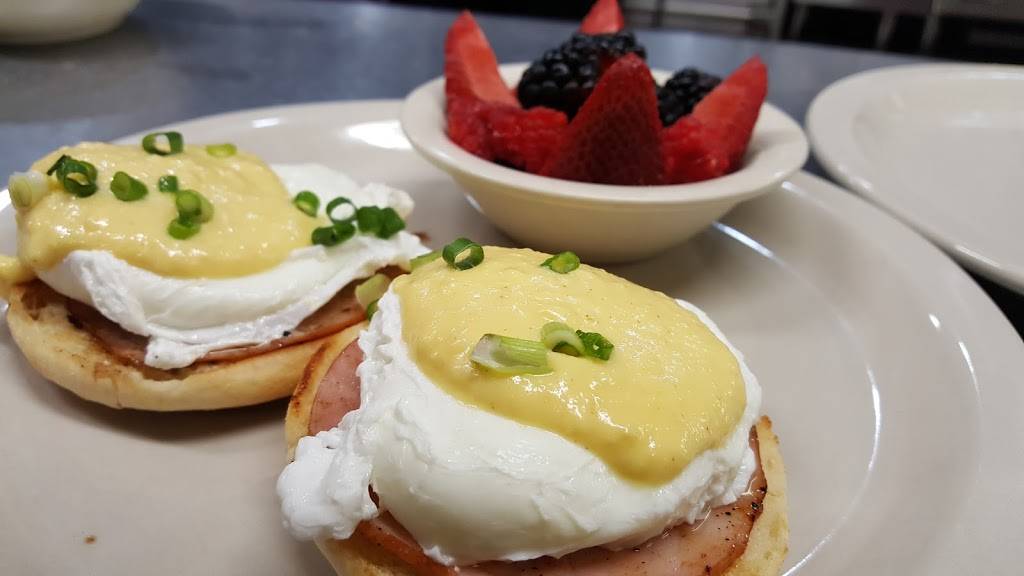 Wildflour Artisan Bakery & Grill | restaurant | 2000 FM2673, Canyon Lake, TX 78133, USA | 8309642159 OR +1 830-964-2159