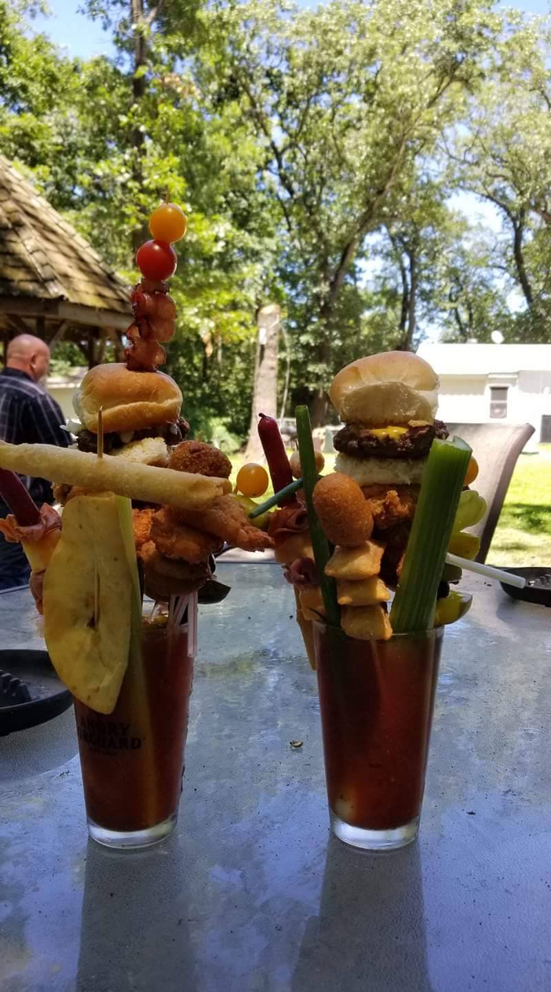 Full Throttle | restaurant | 11578 Shipman Rd, Carlinville, IL 62626, USA | 2178549554 OR +1 217-854-9554