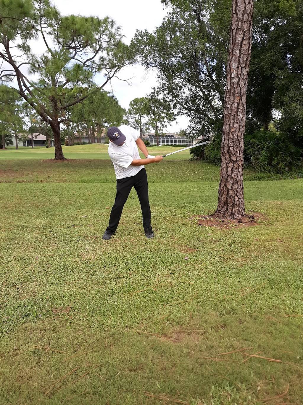 Palmetto-Pine Country Club | restaurant | 1940 SW 9th Ct, Cape Coral, FL 33991, USA | 2395742141 OR +1 239-574-2141