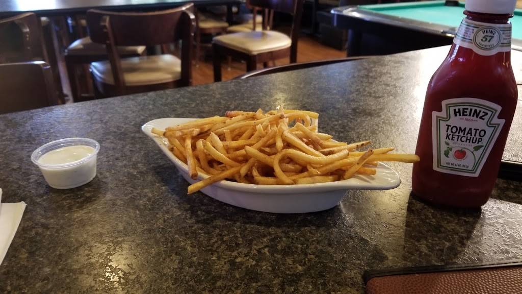 The Bench Sports Bar & Grill | restaurant | 3159 Yorba Linda Blvd, Fullerton, CA 92831, USA | 7145289150 OR +1 714-528-9150