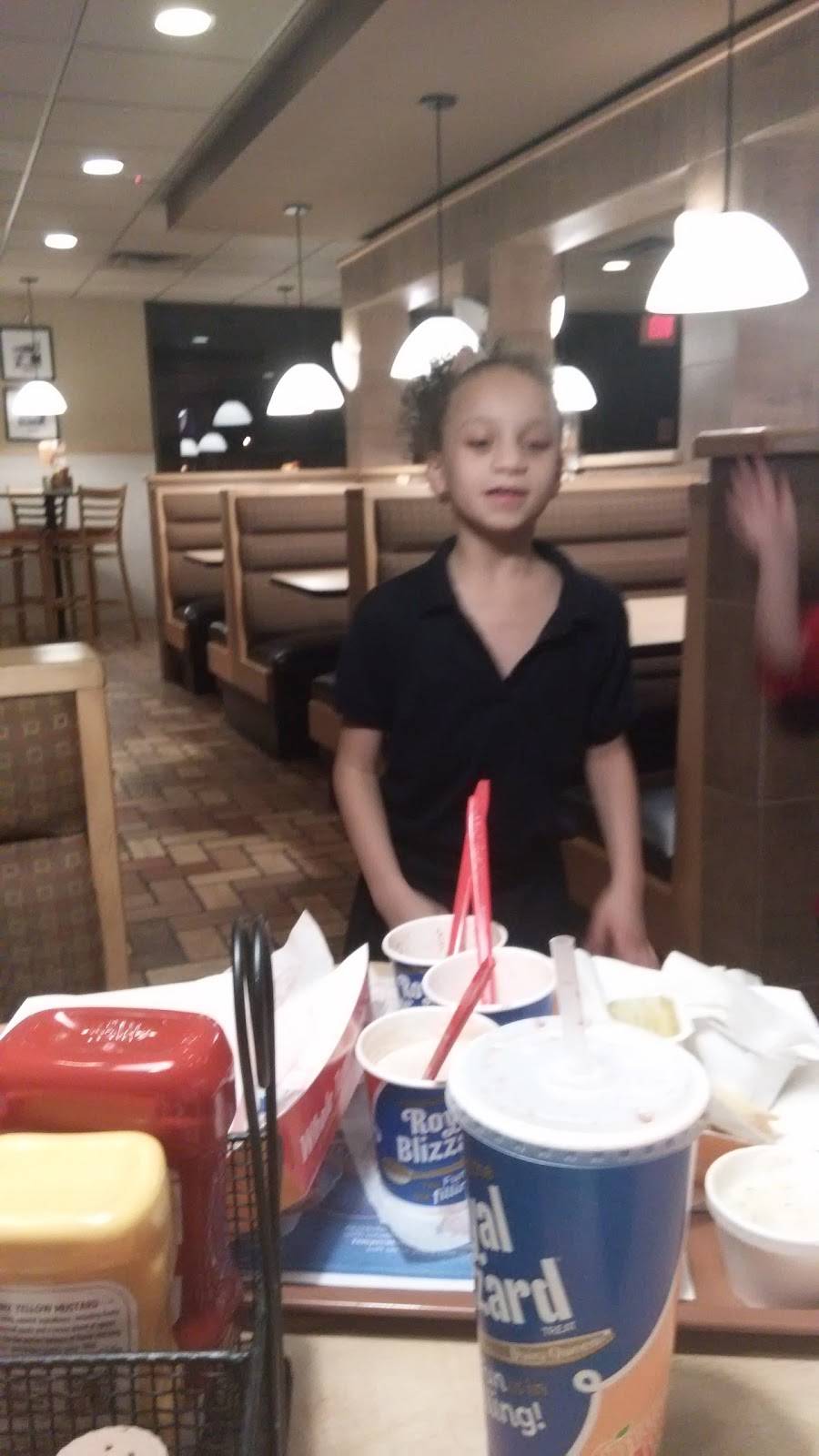 Dairy Queen Grill & Chill | restaurant | 400 Fairdale Rd, Fairdale, KY 40118, USA | 5023672408 OR +1 502-367-2408