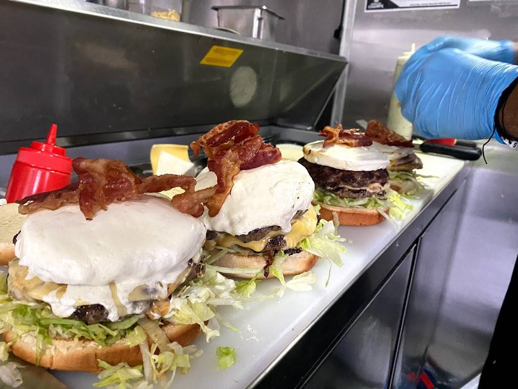 Burger Champs | restaurant | 13759 Beach Blvd, Jacksonville, FL 32224, USA | 9543050206 OR +1 954-305-0206