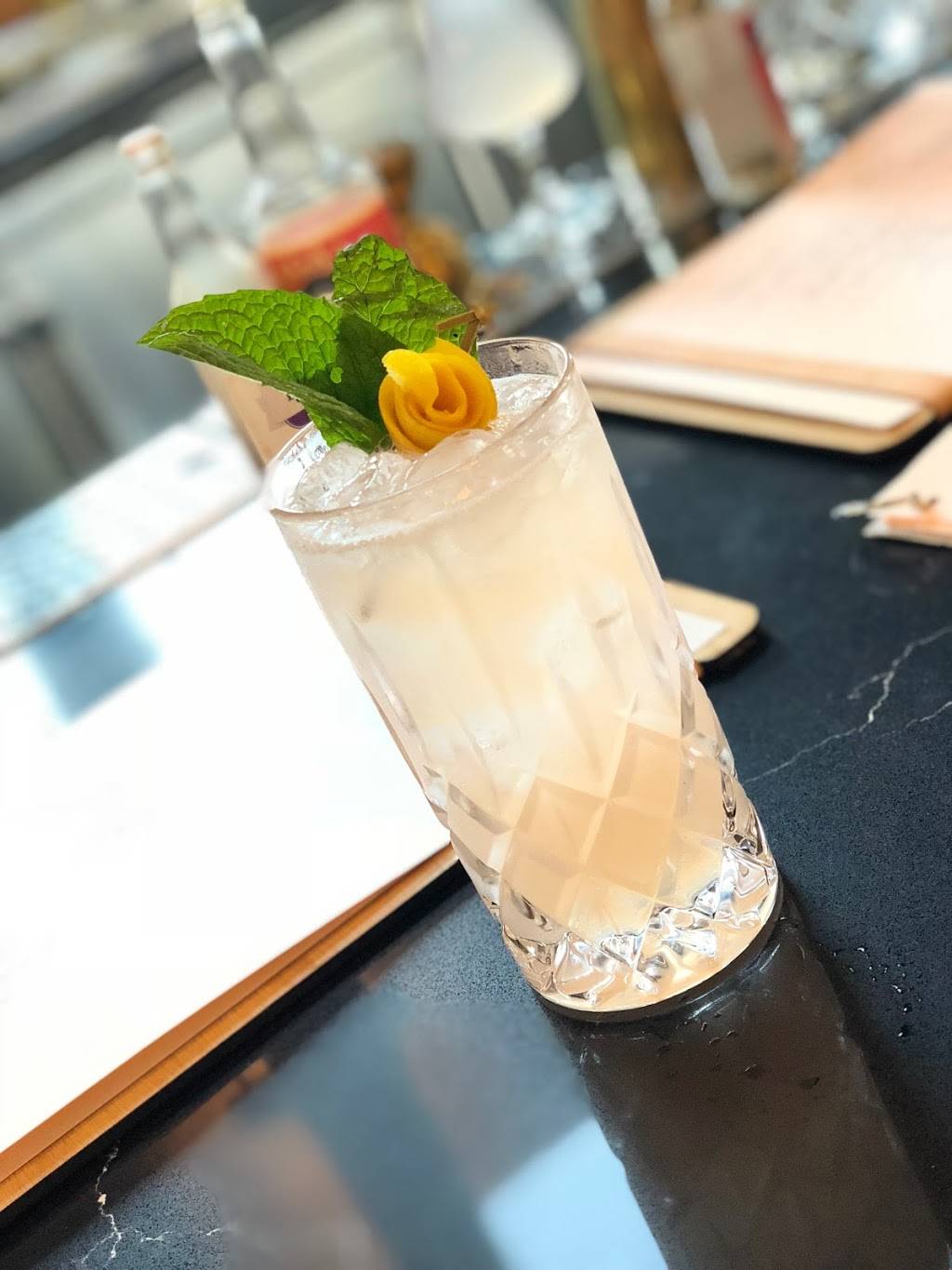 Beast + Bounty | restaurant | 1701 R St, Sacramento, CA 95811, USA | 9162444016 OR +1 916-244-4016