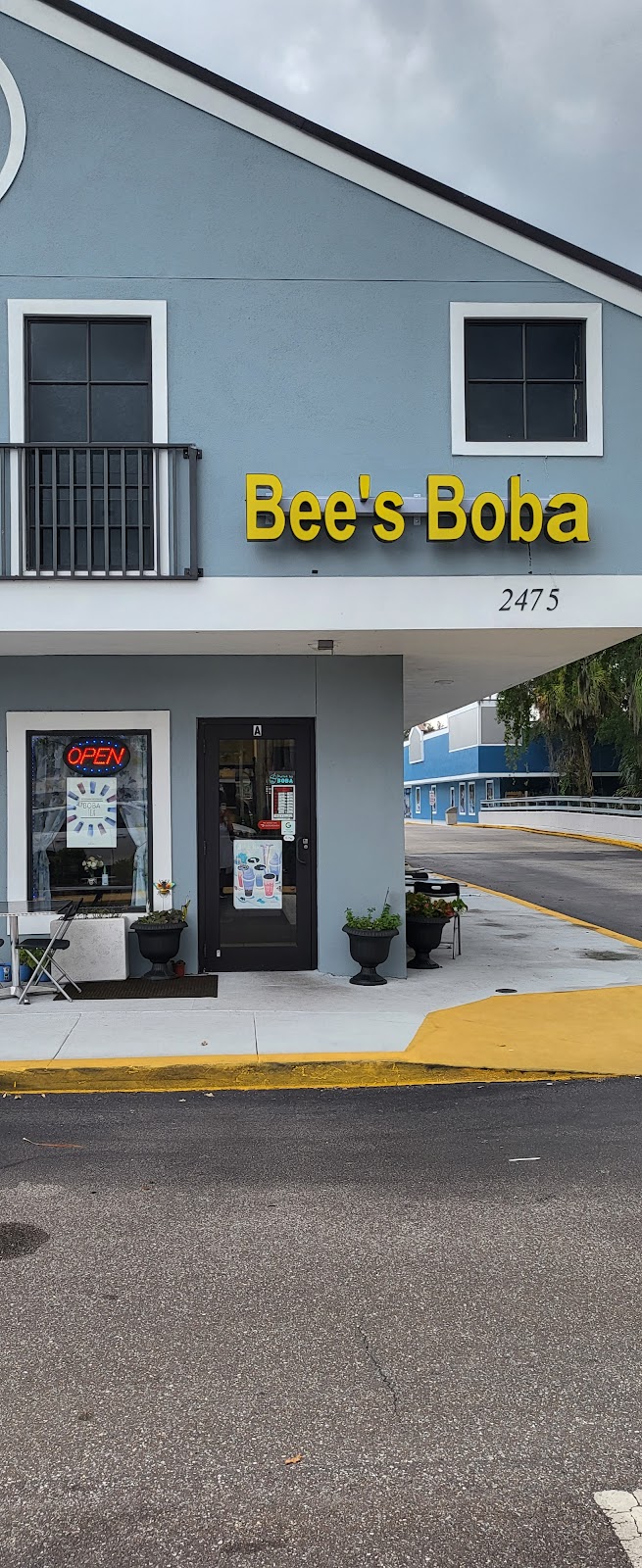 Bees Boba | cafe | 2475 McMullen Booth Rd Suite A, Clearwater, FL 33759, USA | 7272866580 OR +1 727-286-6580
