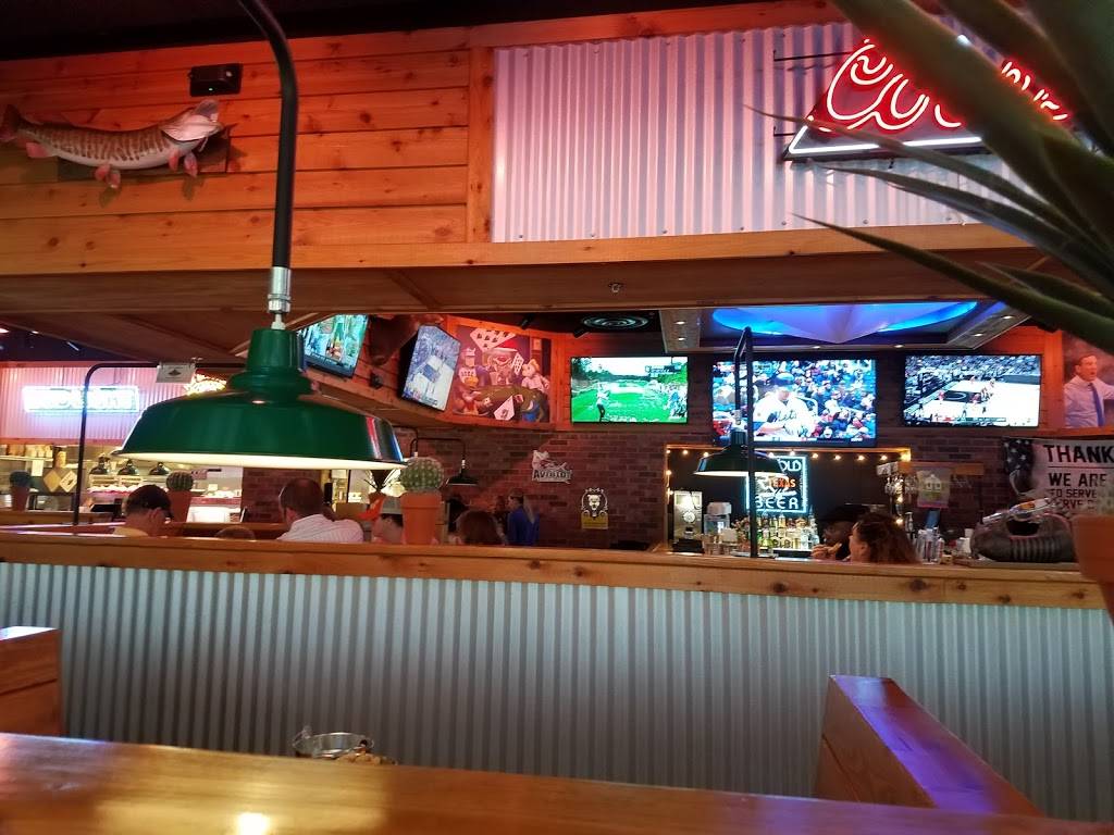 Texas Roadhouse | restaurant | 201 Grand Hill Pl, Holly Springs, NC 27540, USA | 9195771900 OR +1 919-577-1900