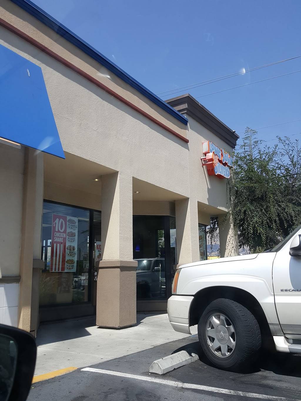 KFC | restaurant | 3098 McKee Rd, San Jose, CA 95127, USA | 4089233260 OR +1 408-923-3260