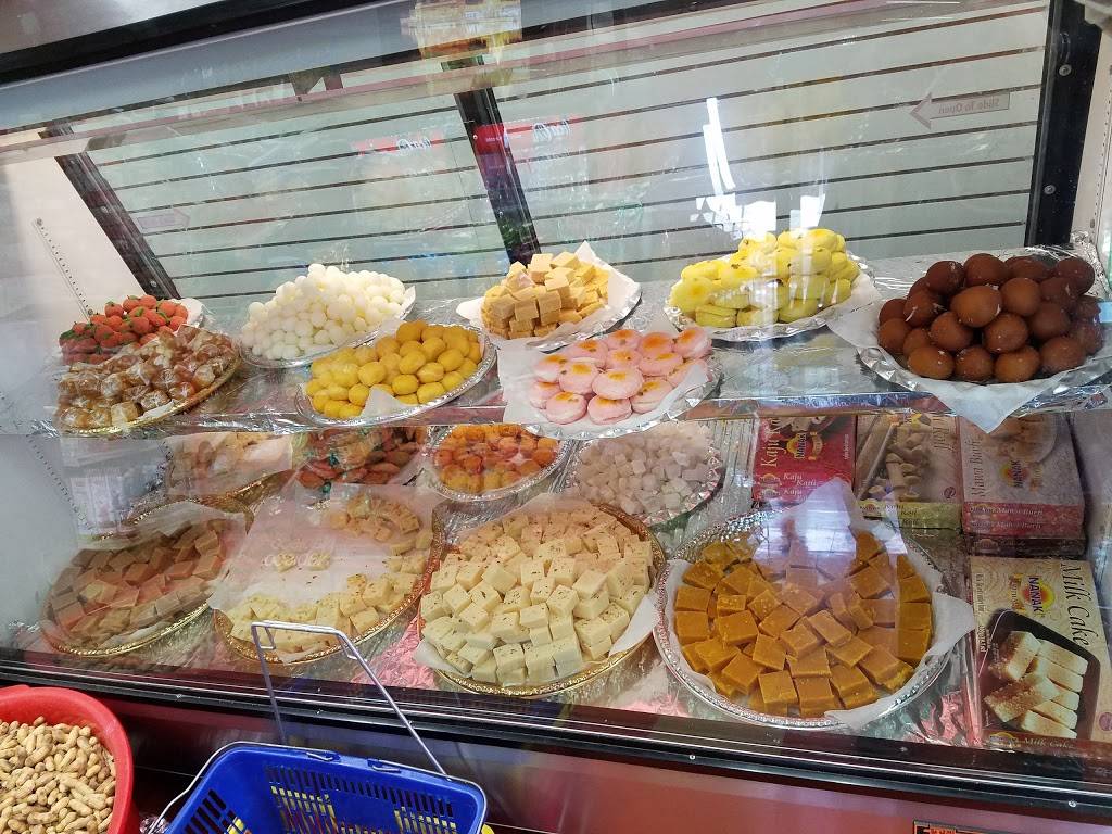 Samosa Hut | restaurant | 7050 N Cedar Ave, Fresno, CA 93720, USA | 5592996400 OR +1 559-299-6400