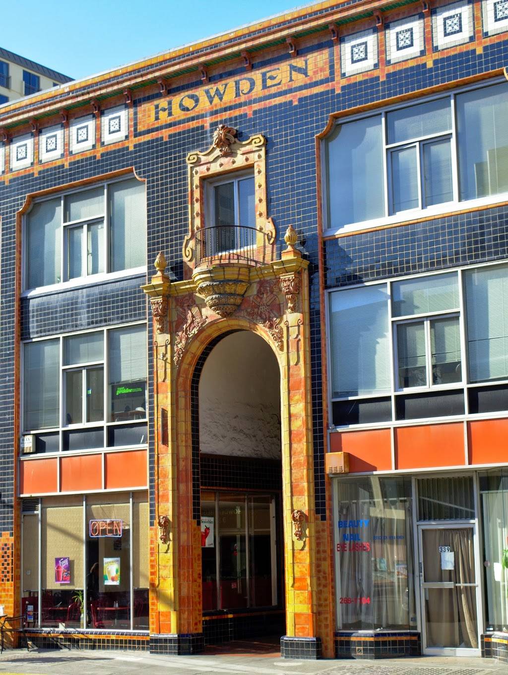 BIG G BURGERS | restaurant | 333 17th St, Oakland, CA 94612, USA | 5104441605 OR +1 510-444-1605