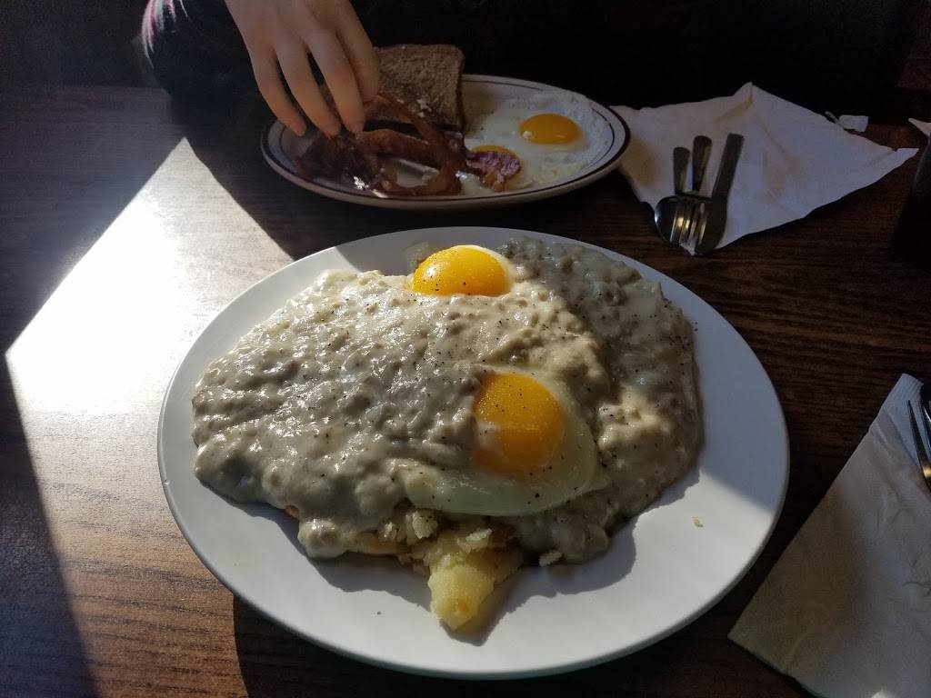 Mixin’s N Fixin’s Country Diner | restaurant | 18 W Sandusky St, Mechanicsburg, OH 43044, USA | 9378343877 OR +1 937-834-3877