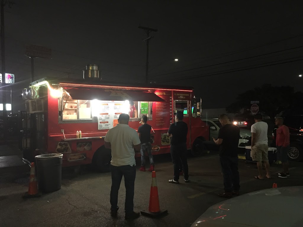 Tacos Dos Hermanos | restaurant | 6991 San Pedro Ave, San Antonio, TX 78216, USA | 2107627957 OR +1 210-762-7957