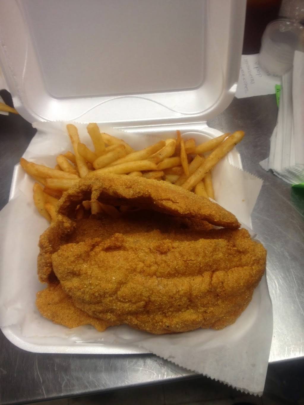 Da Catch | restaurant | 3701 Auburn St, Rockford, IL 61101, USA | 8159622824 OR +1 815-962-2824