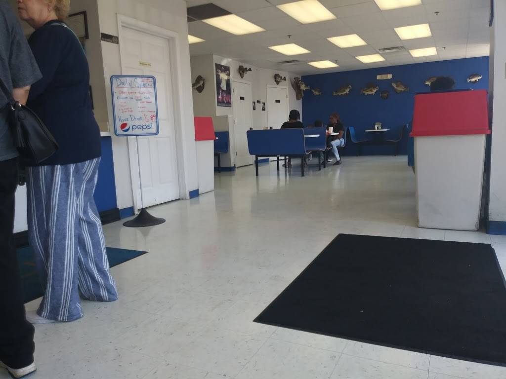 Moby Dick Bashford Manor | restaurant | 3613 Bardstown Rd, Louisville, KY 40218, USA | 5024564777 OR +1 502-456-4777