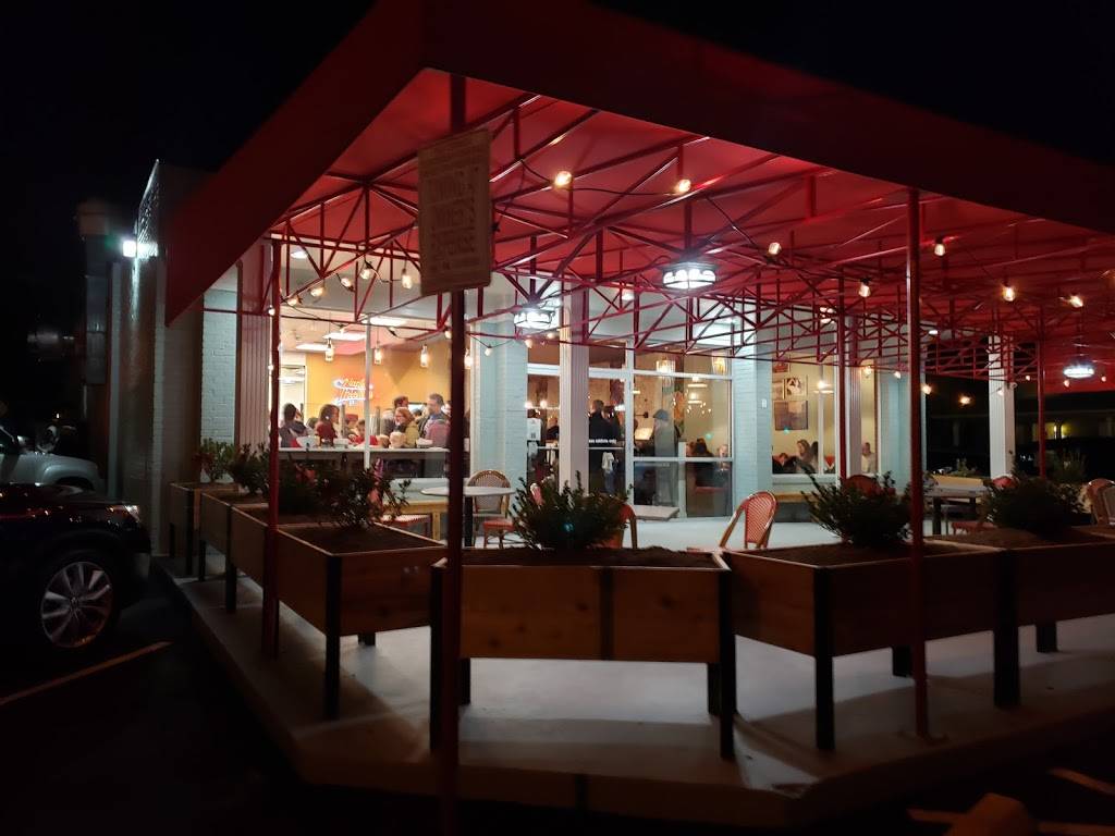 Pupatella | restaurant | 1621 S Walter Reed Dr, Arlington, VA 22204, USA | 7036479076 OR +1 703-647-9076