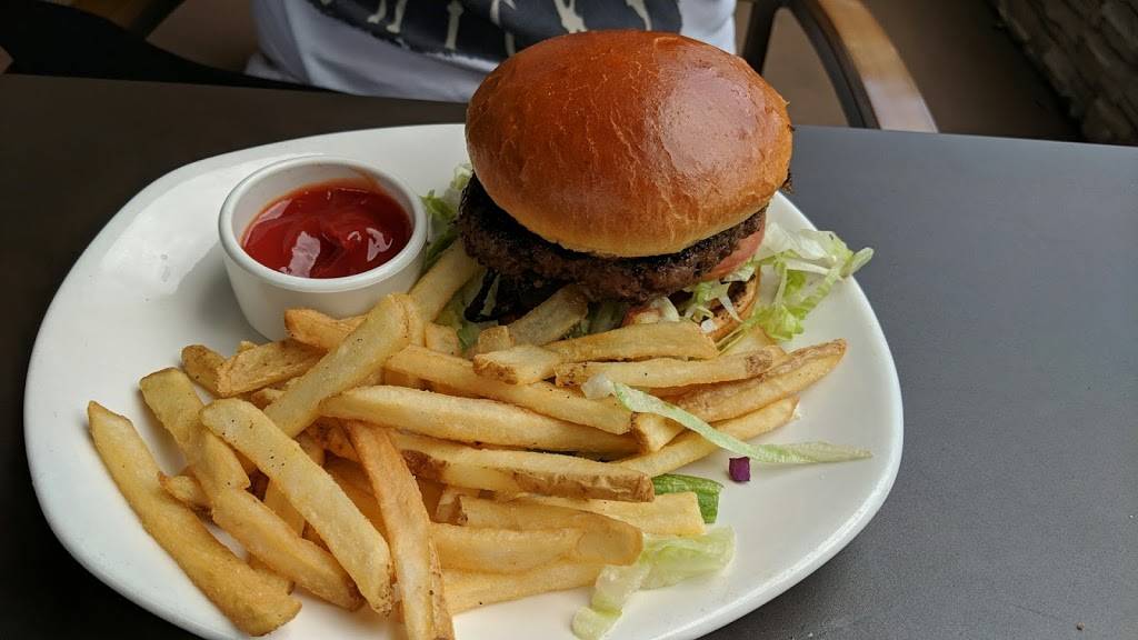 Outback Steakhouse | restaurant | 1481 Tamiami Trail, Port Charlotte, FL 33948, USA | 9417667077 OR +1 941-766-7077