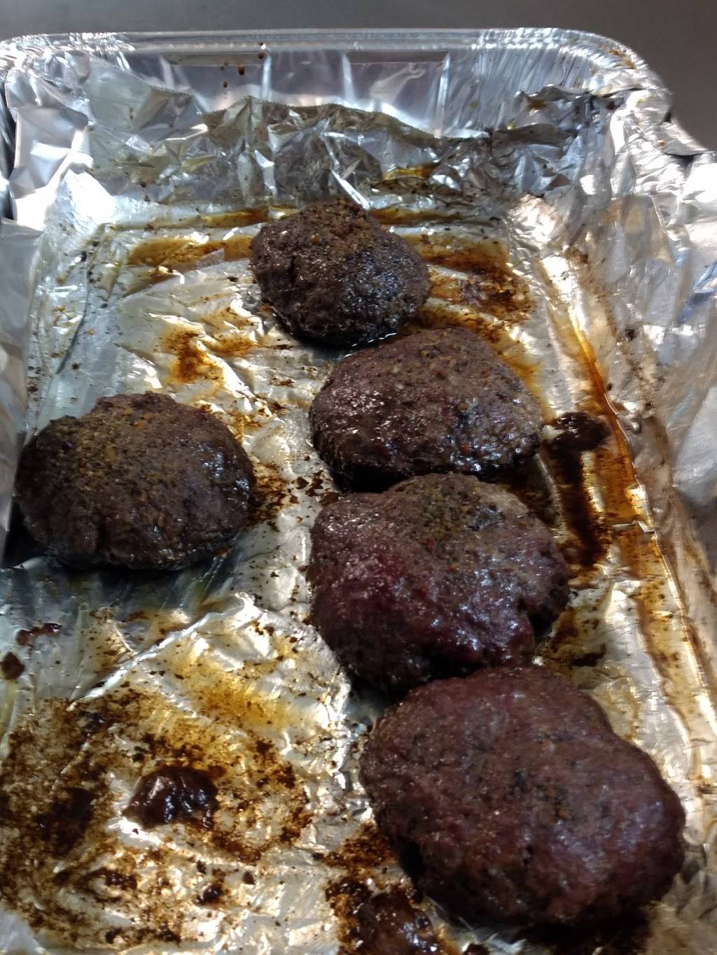 The Giggling pig | restaurant | 300 N Broad St, New Tazewell, TN 37825, USA | 8652784845 OR +1 865-278-4845