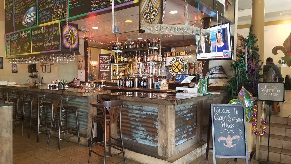 Cajun Seafood House | restaurant | 2531 Rocky Ridge Rd, Vestavia Hills, AL 35243, USA | 2058237395 OR +1 205-823-7395