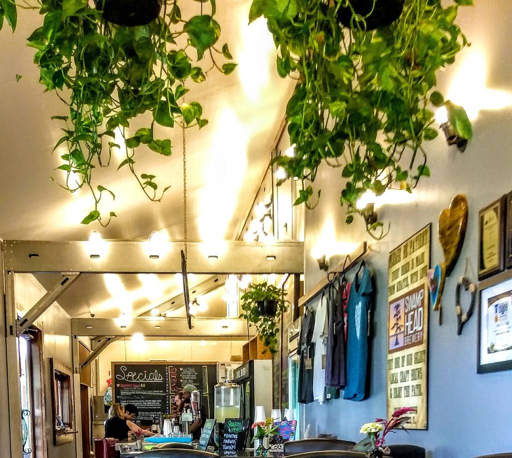 One Love Cafe | restaurant | 4989 NW 40th Pl, Gainesville, FL 32606, USA | 3525093131 OR +1 352-509-3131