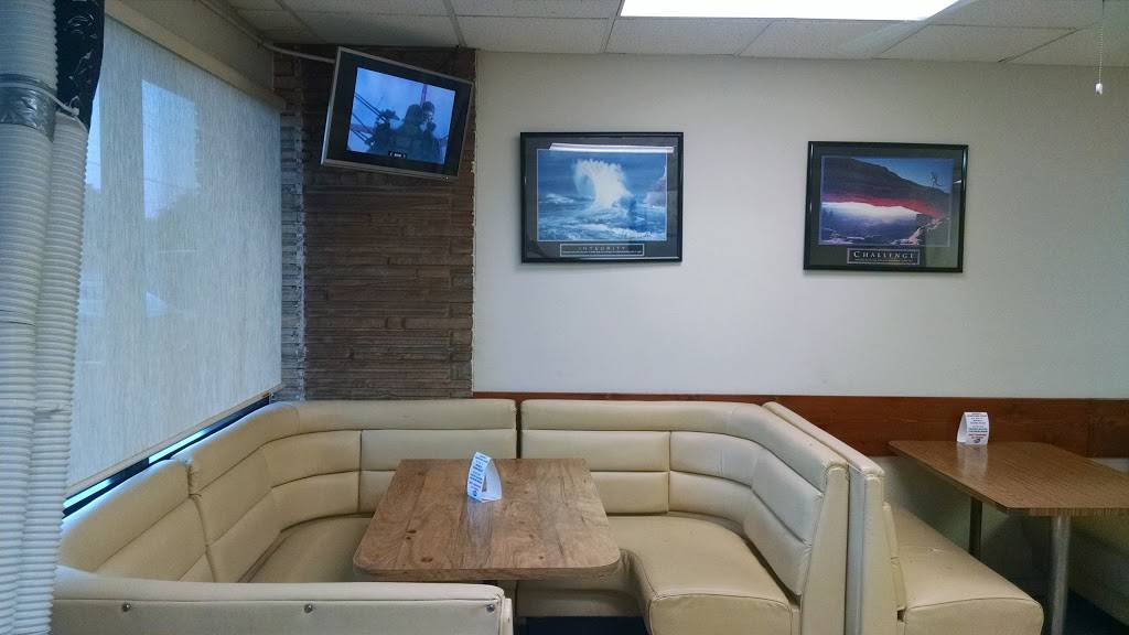 Calvins Hamburger Haven | restaurant | 1929 S Seneca St, Wichita, KS 67213, USA | 3162693800 OR +1 316-269-3800