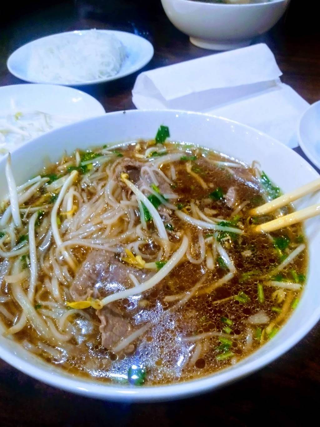 Vietnamese Top Noodles | restaurant | 501 1st St NW, Austin, MN 55912, USA | 5073962144 OR +1 507-396-2144