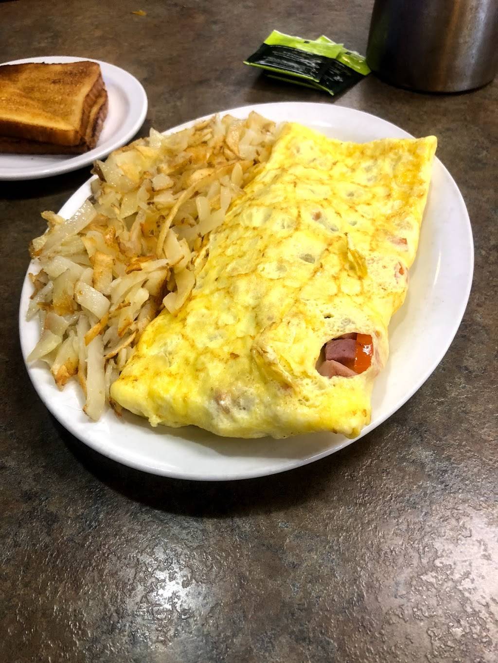 Country Pride | restaurant | 171 Berkley Rd, Paulsboro, NJ 08066, USA | 8564235500 OR +1 856-423-5500