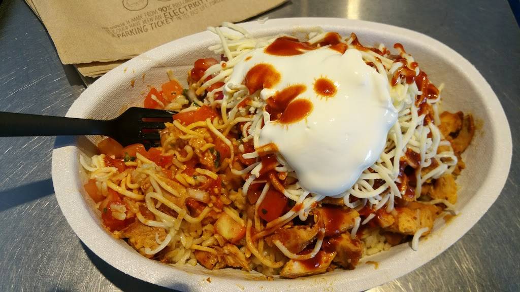 Chipotle Mexican Grill | restaurant | 287 School St Ste 110, Mansfield, MA 02048, USA | 5083392061 OR +1 508-339-2061