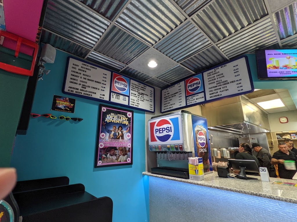 Back to the 80s Cafe & More Las Vegas | restaurant | 4755 S Maryland Pkwy, Las Vegas, NV 89119, USA | 7028957885 OR +1 702-895-7885