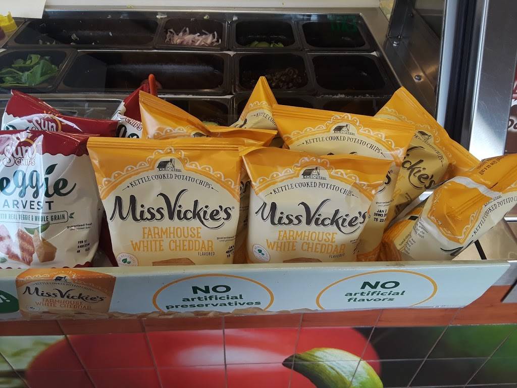 Subway Restaurants | restaurant | 332 Bon Air Center, Greenbrae, CA 94904, USA | 4154618882 OR +1 415-461-8882